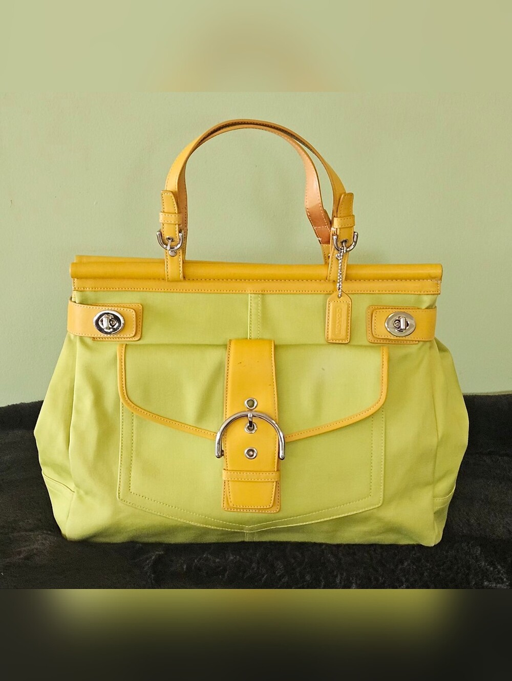 Coach Green Canvas & Yellow Leather A043-9367 Hampton Tote Handbag Turnlock